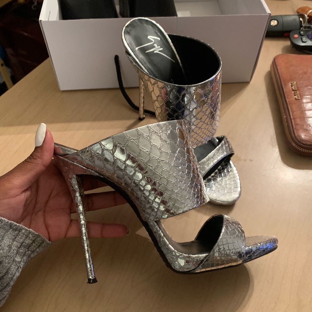 Giuseppe Zanotti Andrea Silver Sandals